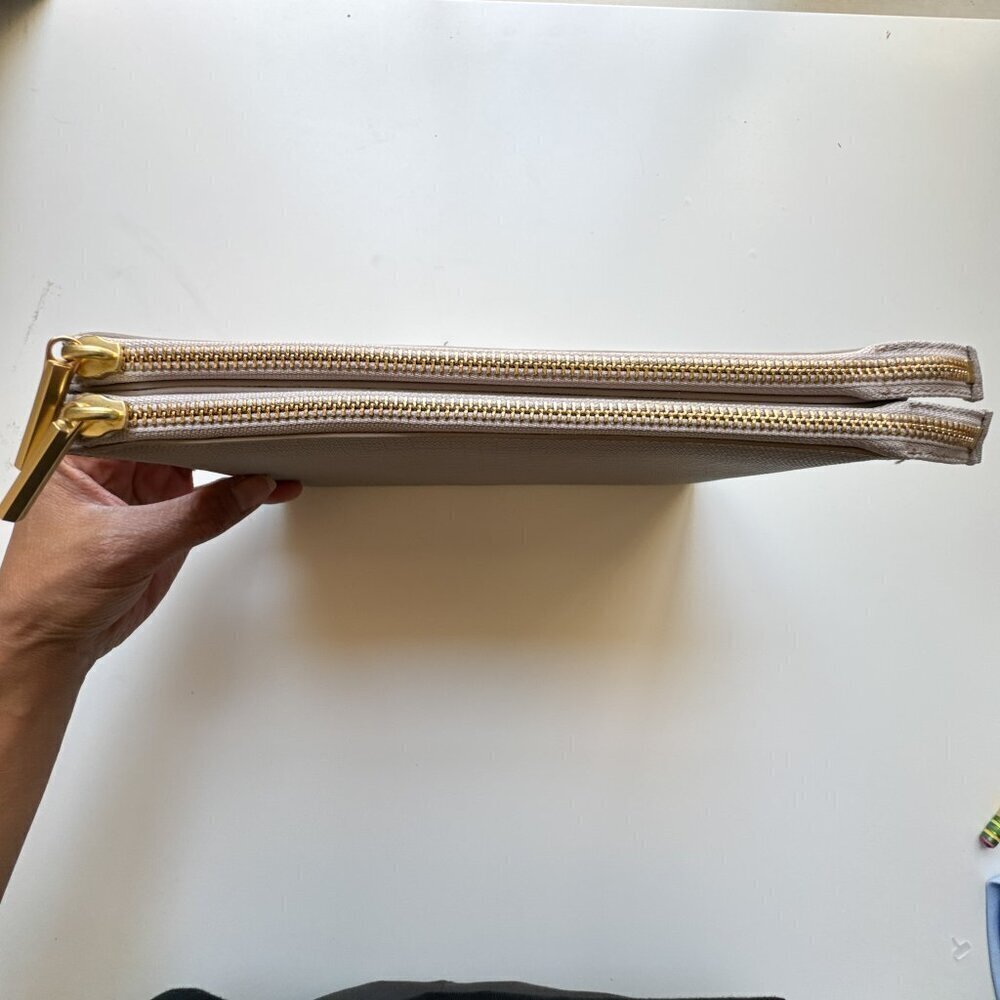 Dagne Dover Essentials Clutch Wallet Grey missing strap and wristlet - Picture 9 of 13